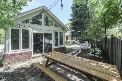7718 Ashtree Drive Indianapolis IN 46259