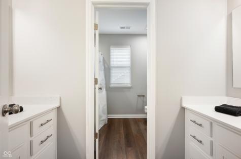 4241 Risen Star Way Bargersville IN 46106