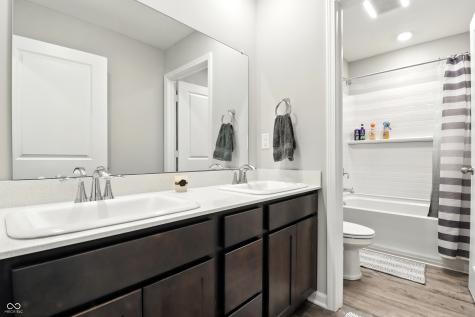 9133 Fitzgerald Drive Indianapolis IN 46239