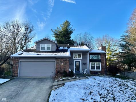 8498 Seattle Slew Lane Indianapolis IN 46217