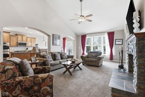 6093 Mountain Hawk Drive Zionsville IN 46077