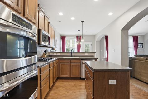 6093 Mountain Hawk Drive Zionsville IN 46077