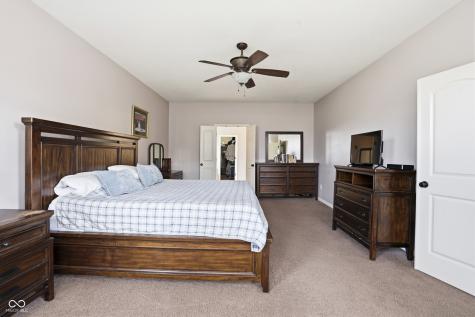 6093 Mountain Hawk Drive Zionsville IN 46077