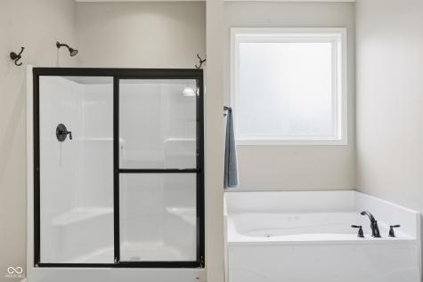 6093 Mountain Hawk Drive Zionsville IN 46077