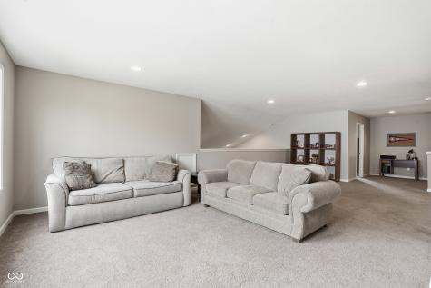 6093 Mountain Hawk Drive Zionsville IN 46077