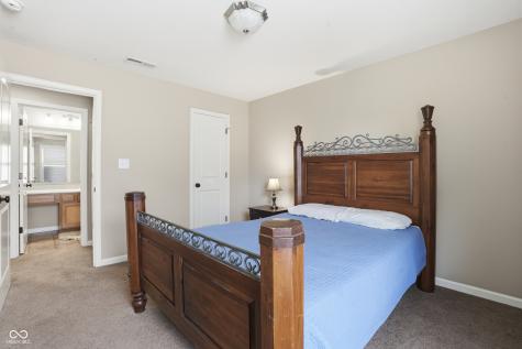 6093 Mountain Hawk Drive Zionsville IN 46077