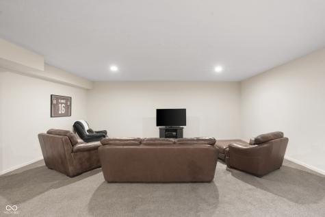 6093 Mountain Hawk Drive Zionsville IN 46077