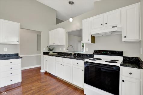 9055 Glass Chimney Lane Fishers IN 46037