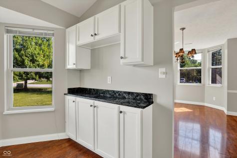 9055 Glass Chimney Lane Fishers IN 46037