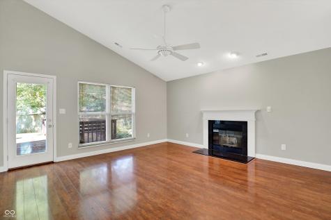 9055 Glass Chimney Lane Fishers IN 46037