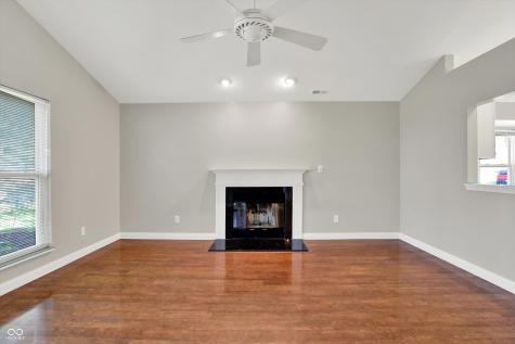 9055 Glass Chimney Lane Fishers IN 46037