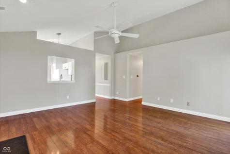 9055 Glass Chimney Lane Fishers IN 46037