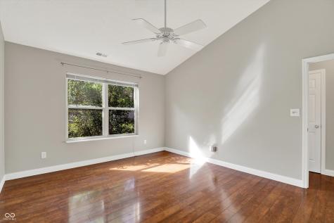 9055 Glass Chimney Lane Fishers IN 46037