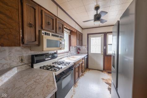 7004 Caroline Avenue Indianapolis IN 46220