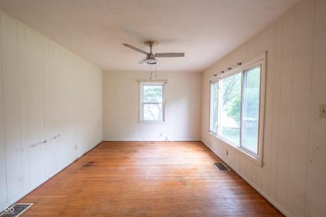 7004 Caroline Avenue Indianapolis IN 46220