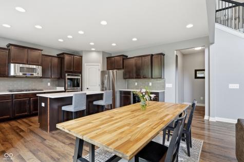 8842 Windpointe Pass Zionsville IN 46077