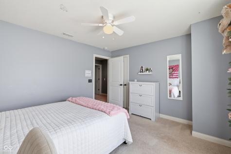8842 Windpointe Pass Zionsville IN 46077
