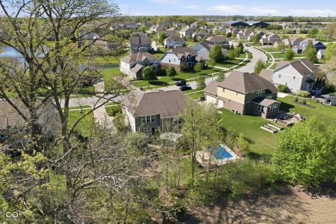 8842 Windpointe Pass Zionsville IN 46077