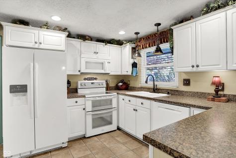 11833 Hoster Road Carmel IN 46033