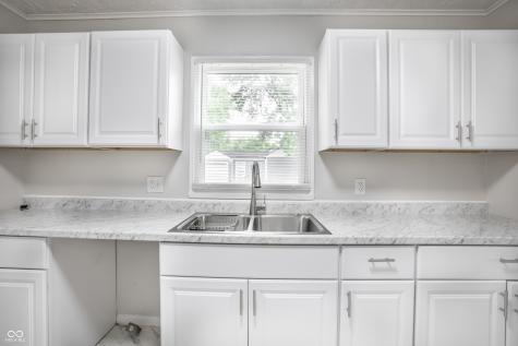 2042 Kessler Boulevard North Drive Indianapolis IN 46220