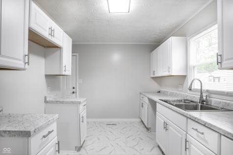 2042 Kessler Boulevard North Drive Indianapolis IN 46220