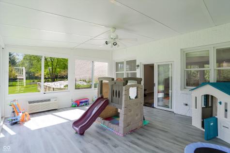 13121 Irwin Way Carmel IN 46032