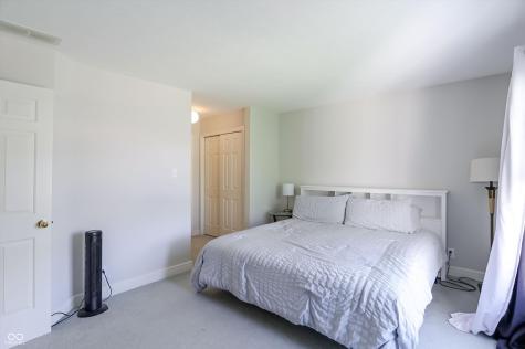 13121 Irwin Way Carmel IN 46032
