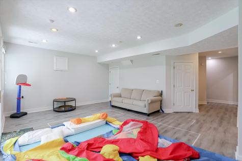 13121 Irwin Way Carmel IN 46032
