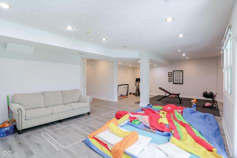13121 Irwin Way Carmel IN 46032