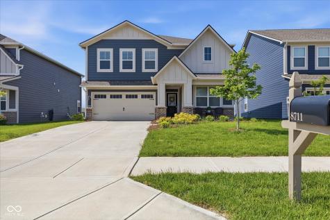8711 Laurelton Place Brownsburg IN 46112