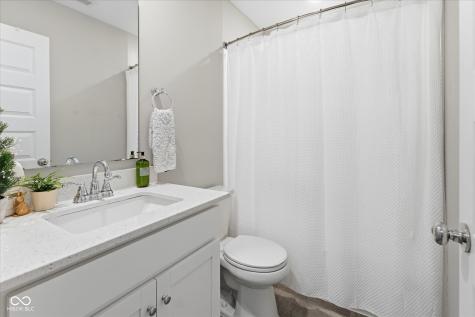 8711 Laurelton Place Brownsburg IN 46112