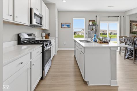8711 Laurelton Place Brownsburg IN 46112