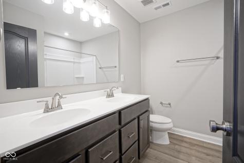 53 Hampstead Court Westfield IN 46074