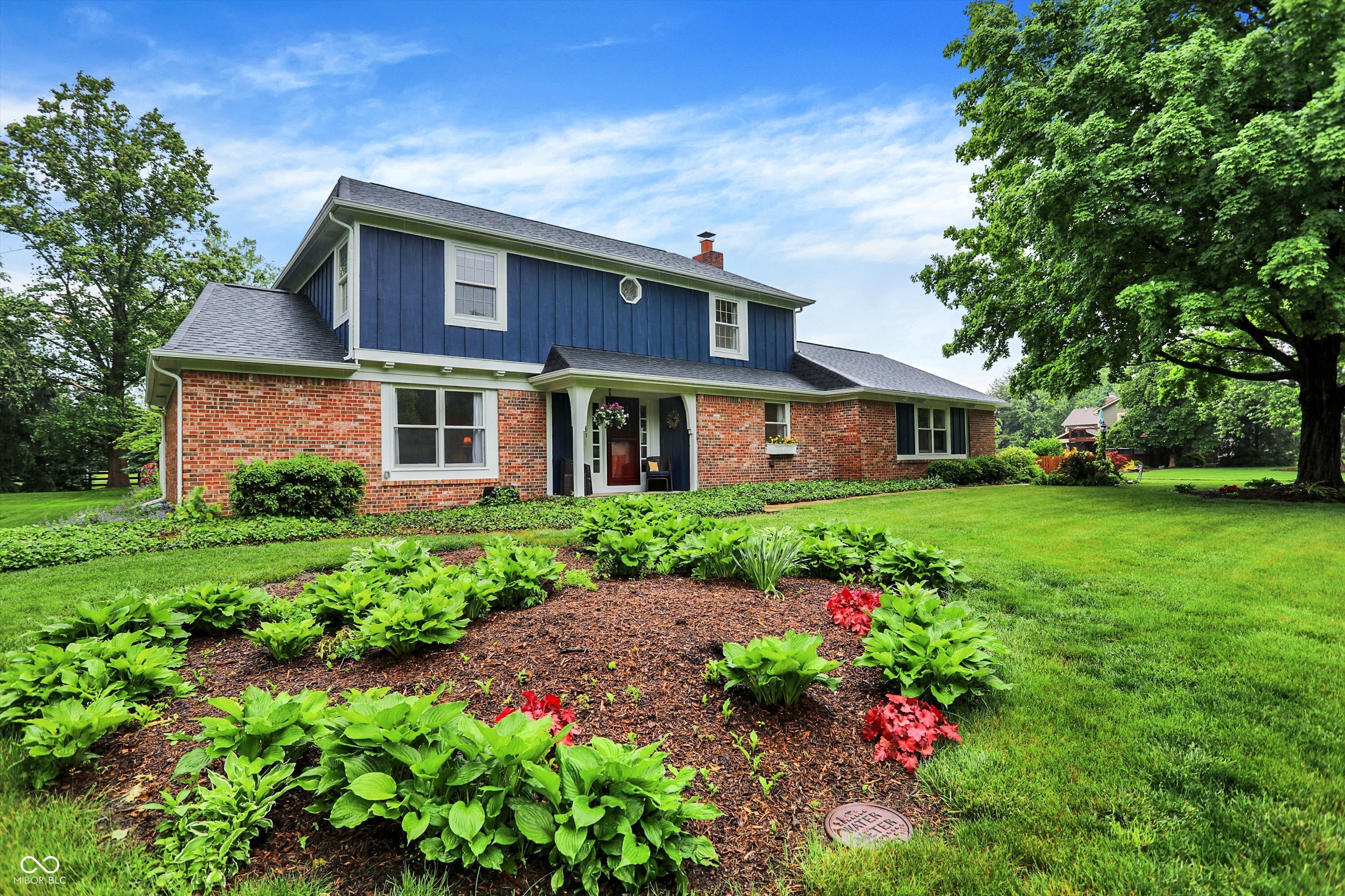 1095 Williamsburg Lane Zionsville IN 46077