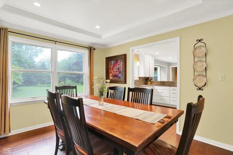 1095 Williamsburg Lane Zionsville IN 46077