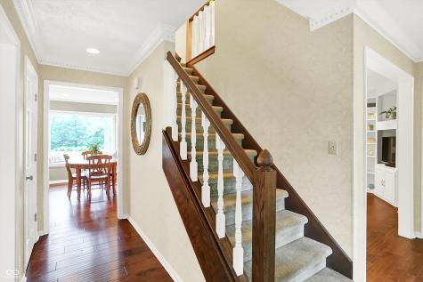 1095 Williamsburg Lane Zionsville IN 46077