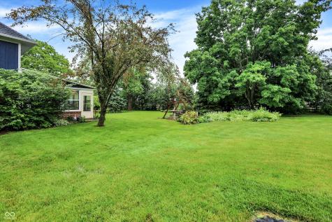 1095 Williamsburg Lane Zionsville IN 46077
