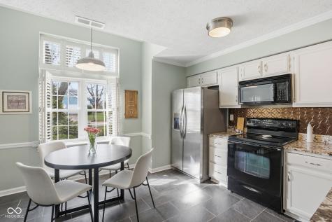 9103 Fireside Drive Indianapolis IN 46250