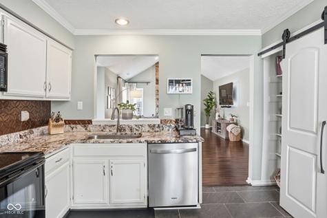 9103 Fireside Drive Indianapolis IN 46250