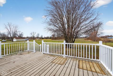 6138 N 75 W Whiteland IN 46184