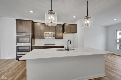 4498 Yellowwood Avenue Brownsburg IN 46112