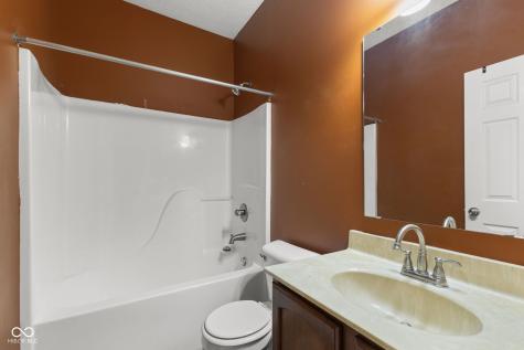 2209 Leeward Court Greenwood IN 46143