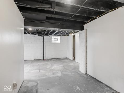 2027 E 54th Street Indianapolis IN 46220