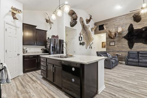 8855 Stoddard Lane Indianapolis IN 46217
