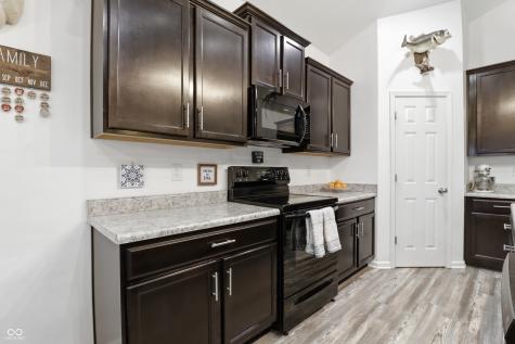 8855 Stoddard Lane Indianapolis IN 46217