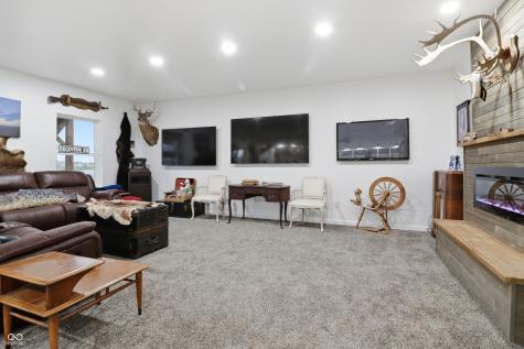 8855 Stoddard Lane Indianapolis IN 46217