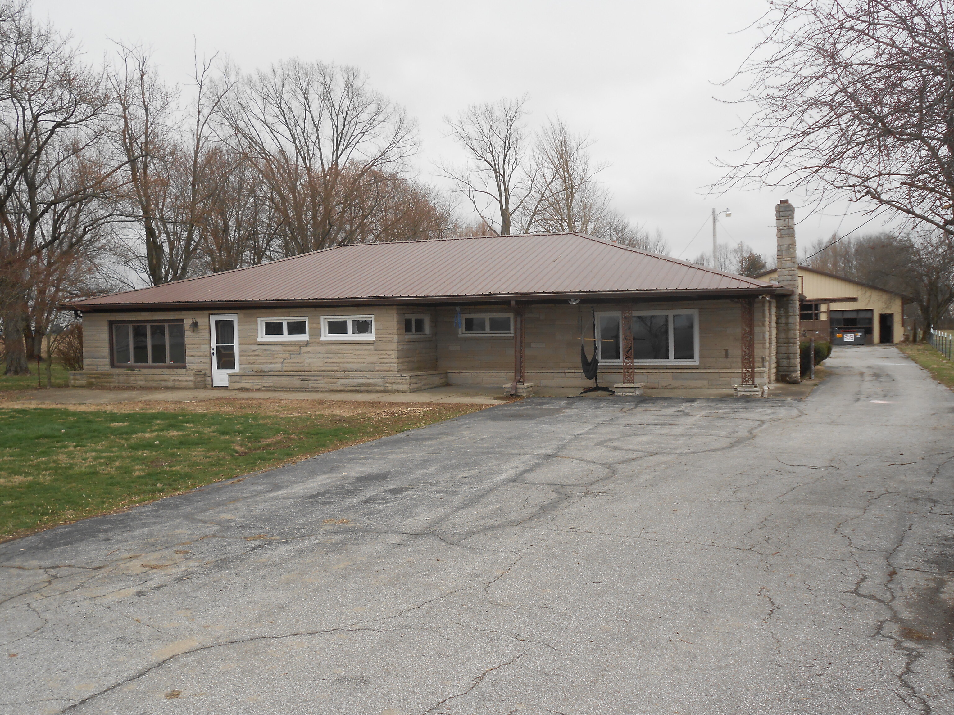 2513 W 300 S Shelbyville IN 46176