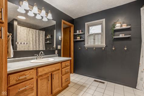 925 S Westchester Park Drive Yorktown IN 47396