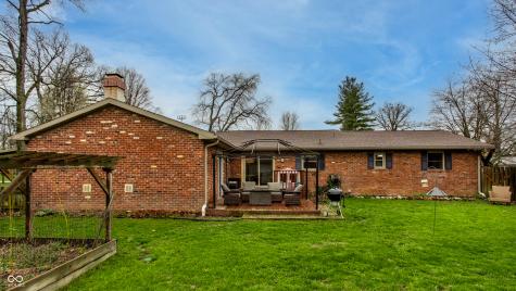 925 S Westchester Park Drive Yorktown IN 47396