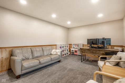 925 S Westchester Park Drive Yorktown IN 47396